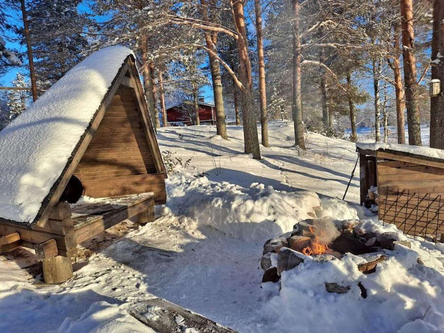 Lysti Cottage By The Lake And Magical Countryside Rovaniemi Exterior photo